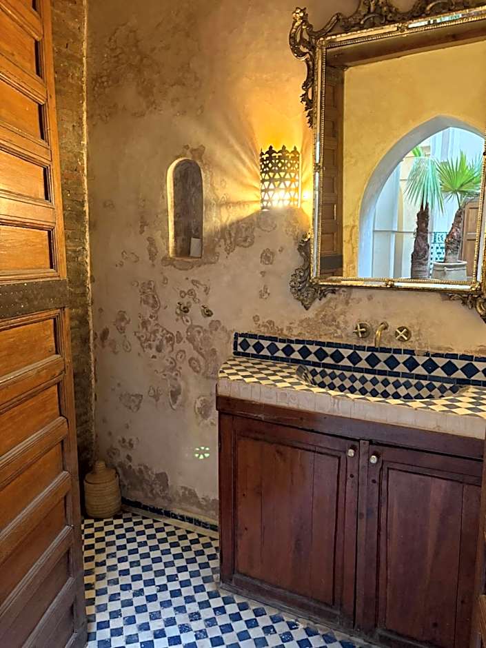 Riad Sarasvati & SPA