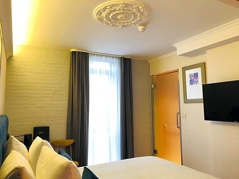 Chassé Hotel Residency