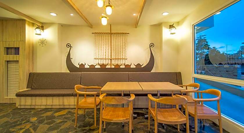 Prachuap Grand Hotel