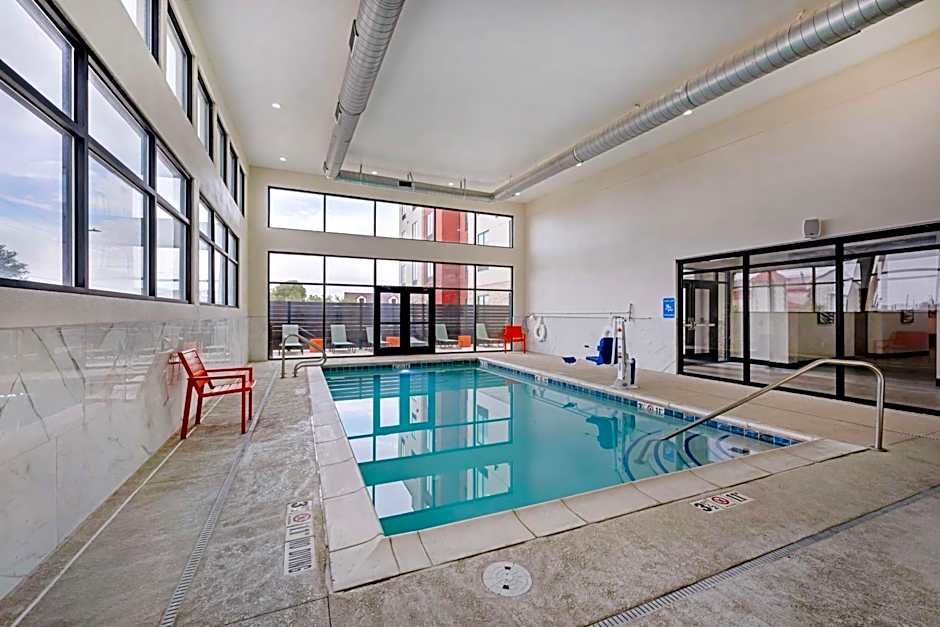 Best Western Plus Executive Residency Carlsbad Hotel