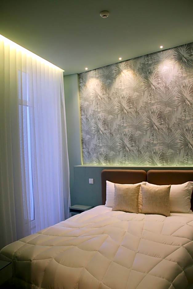 A Rendilheira Charm Suites