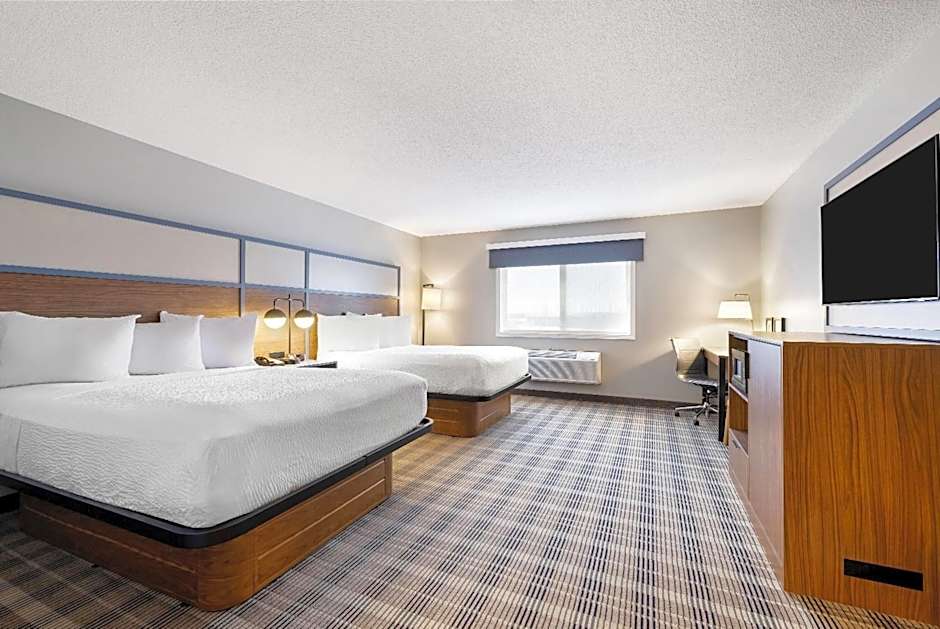 AmericInn by Wyndham Valley City - Conference Center
