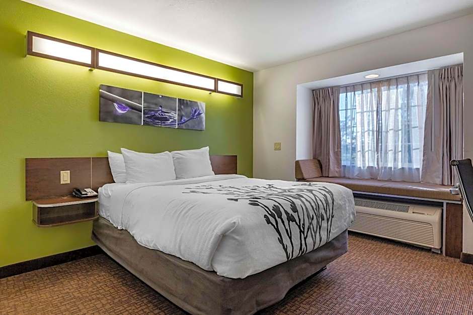 Sleep Inn & Suites Kalamazoo Southwest