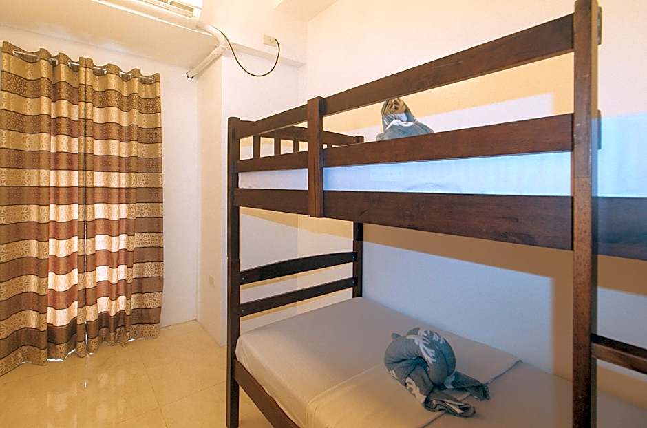 Stay Manila Hotel by RedDoorz – Manila, Metro Manila, NY