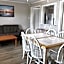 The Burgundy Inn Hotel and Apartments
