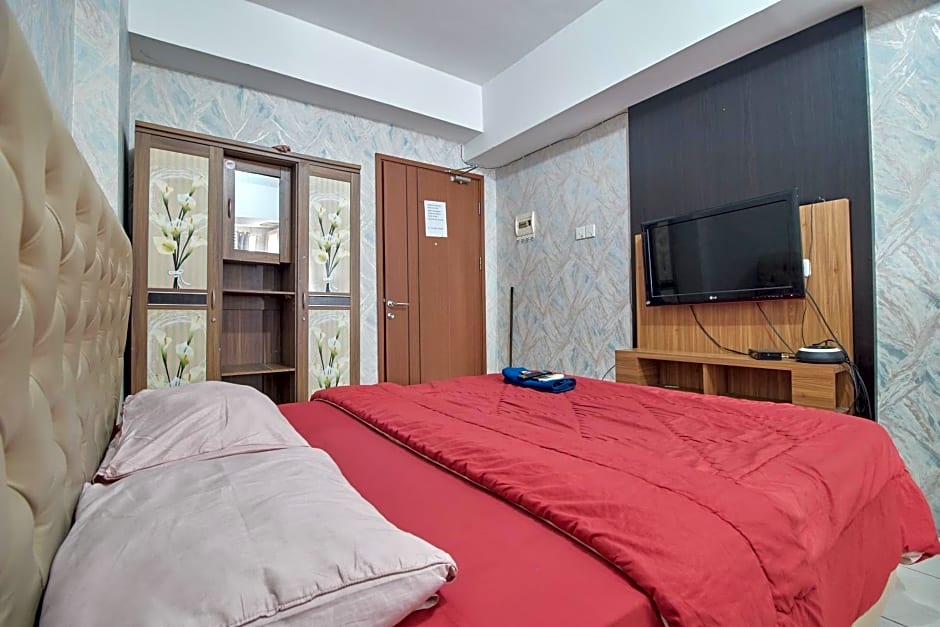 Apartment Green Lake View Ciputat by Celebrity Room