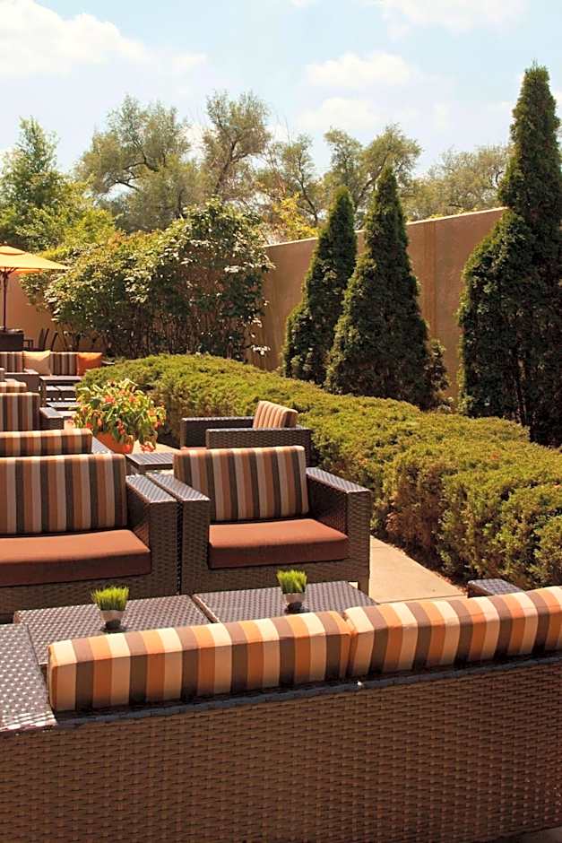 Courtyard by Marriott Louisville Airport