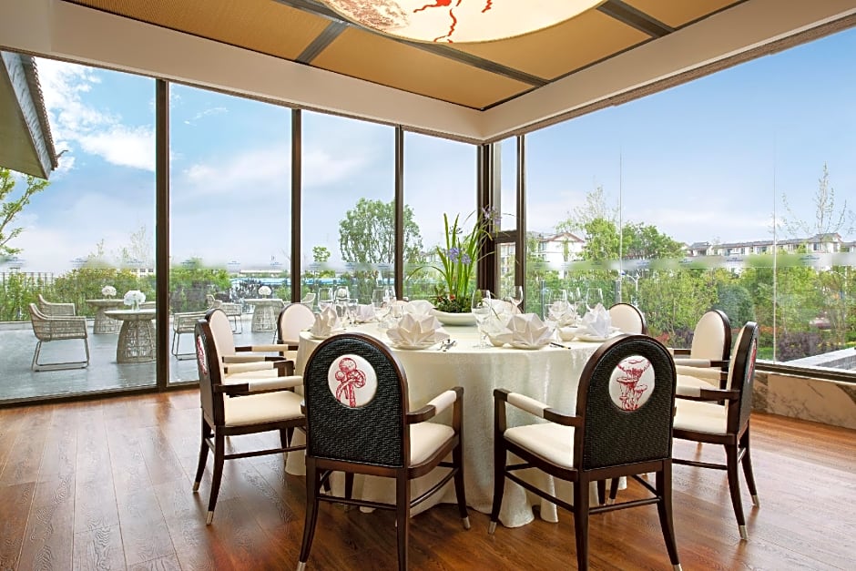 Howard Johnson Jinlin Plaza Lijiang