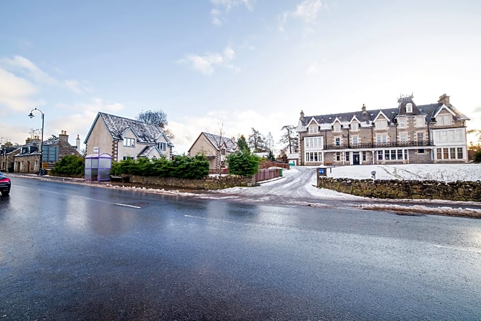 OYO Braeriach Hotel, Highlands Scotland