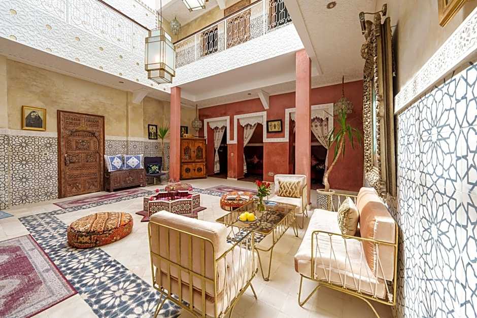 Riad 7 chambres - Petit dejeuner gratuit