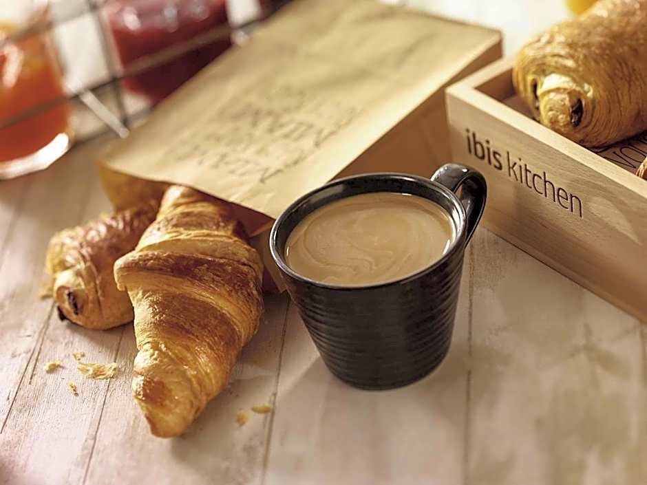 ibis Paris Porte de Clichy Centre