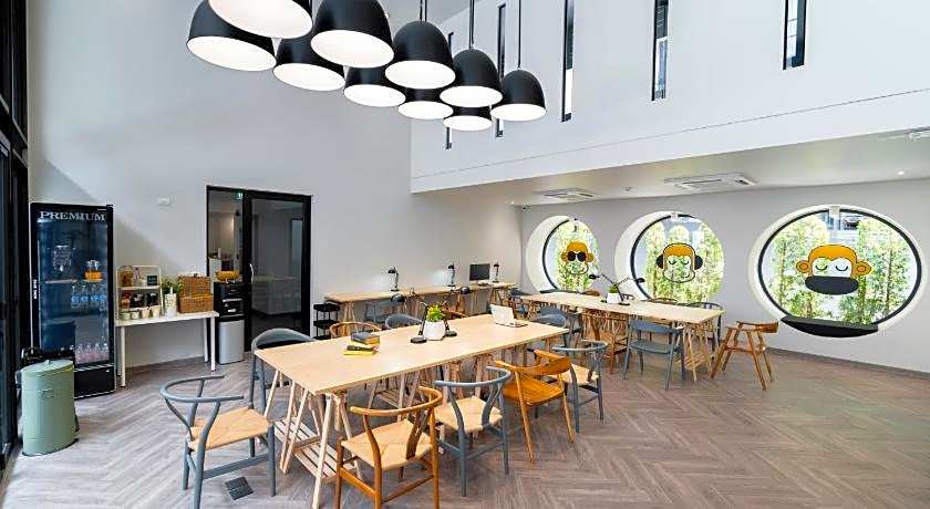 Blu Monkey Hub and Hotel Krabi Town