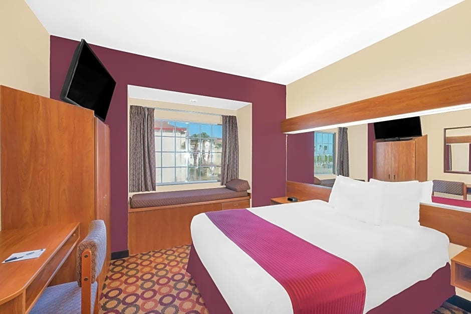 Microtel Inn & Suites by Wyndham Corpus Christi/Aransas Pass