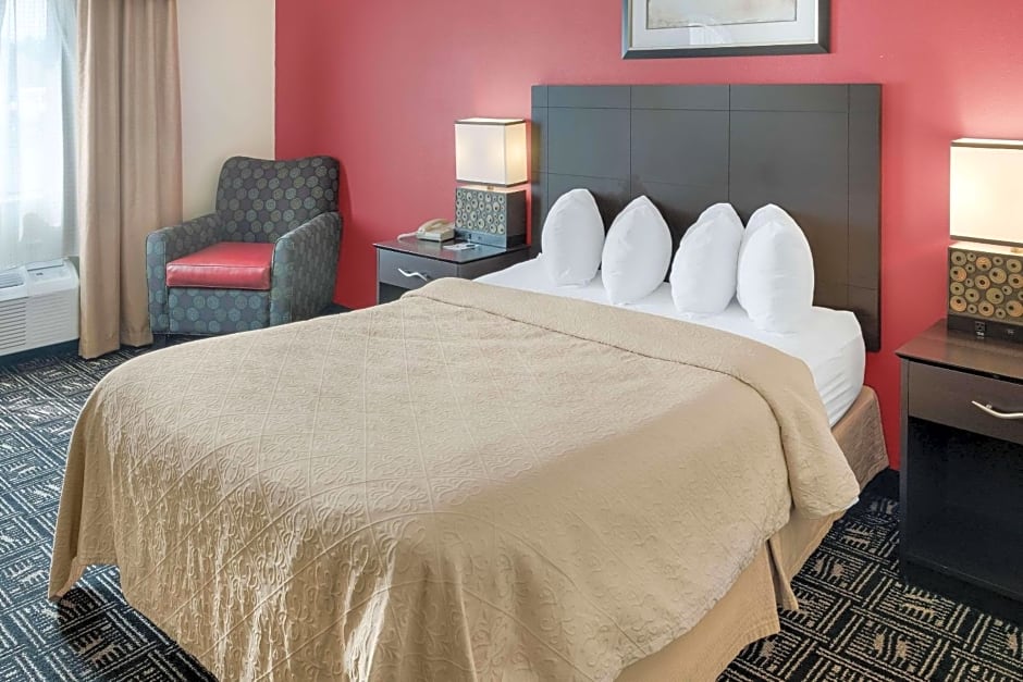 Quality Inn & Suites