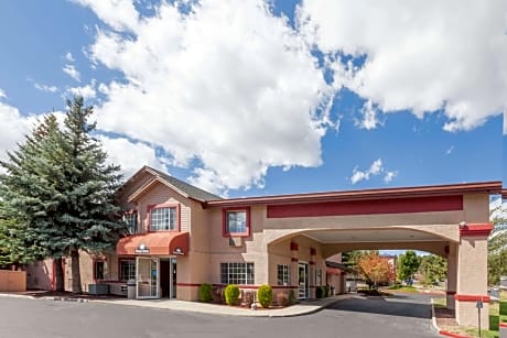 Days Inn by Wyndham Flagstaff I-40
