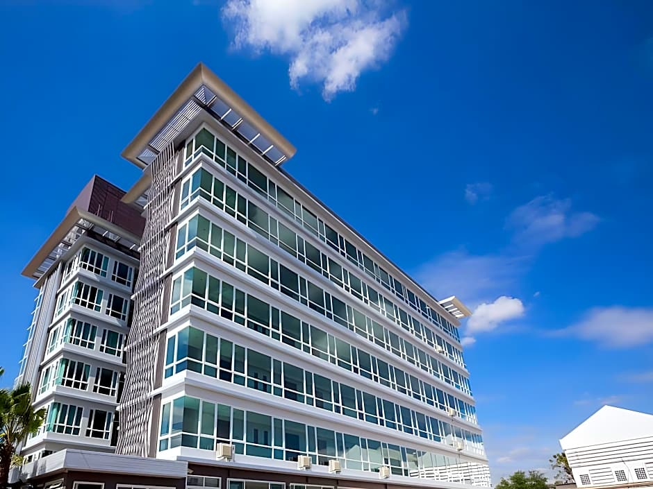 The Ozone Boutique Hotel