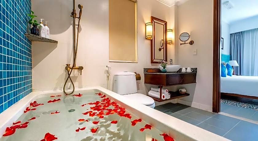 Lantana Boutique Hoi An Hotel