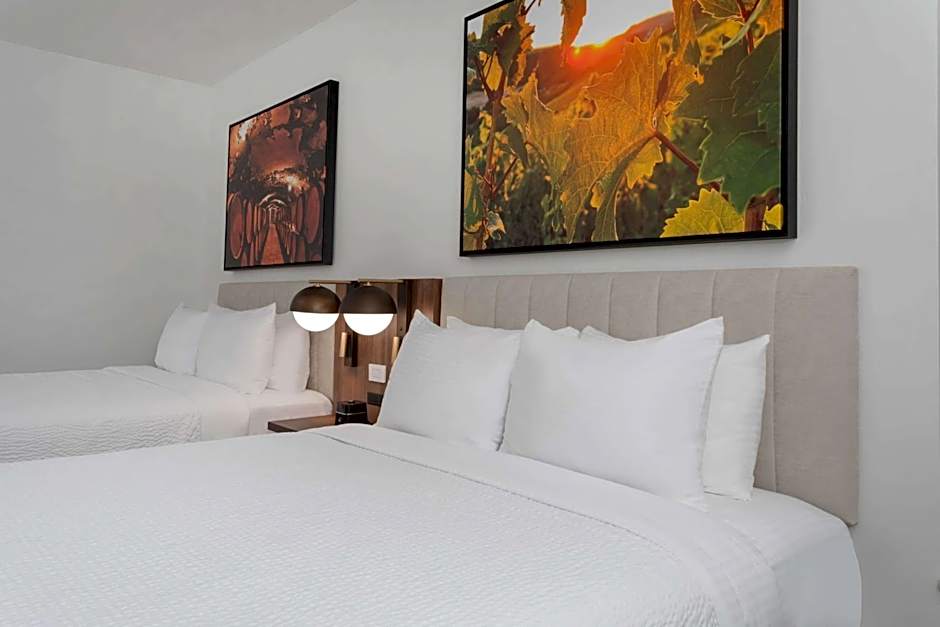 La Quinta Inn & Suites by Wyndham Galt