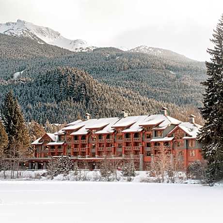 Nita Lake Lodge