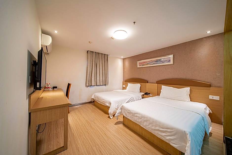 7 Days Inn Changsha Wuyi Avenue Yingbin Road Subway Station – Changsha, KY