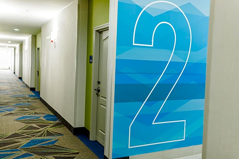 Holiday Inn Express Hotel & Suites Greenville By IHG