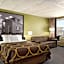 Super 8 by Wyndham Hearst ON
