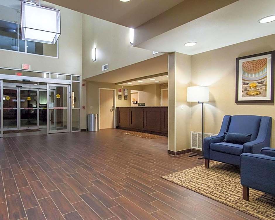 Comfort Suites Central/I-44