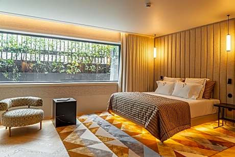 Palatial Suites