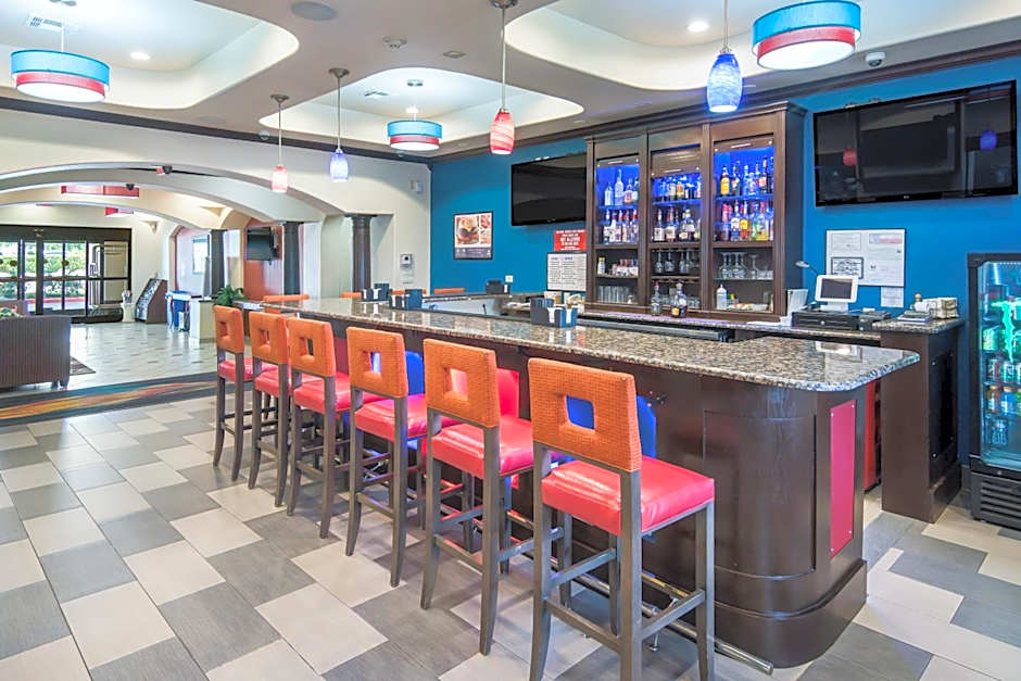 Clarion Inn & Suites Weatherford South