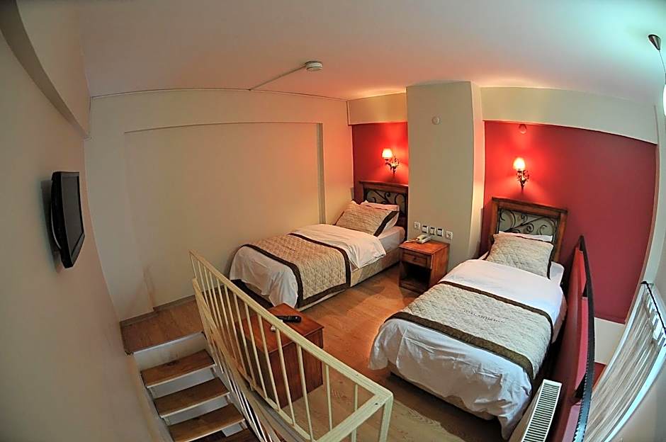 Antikhan Hotel