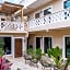 Hotel Colonial Zaci by GuruHotel