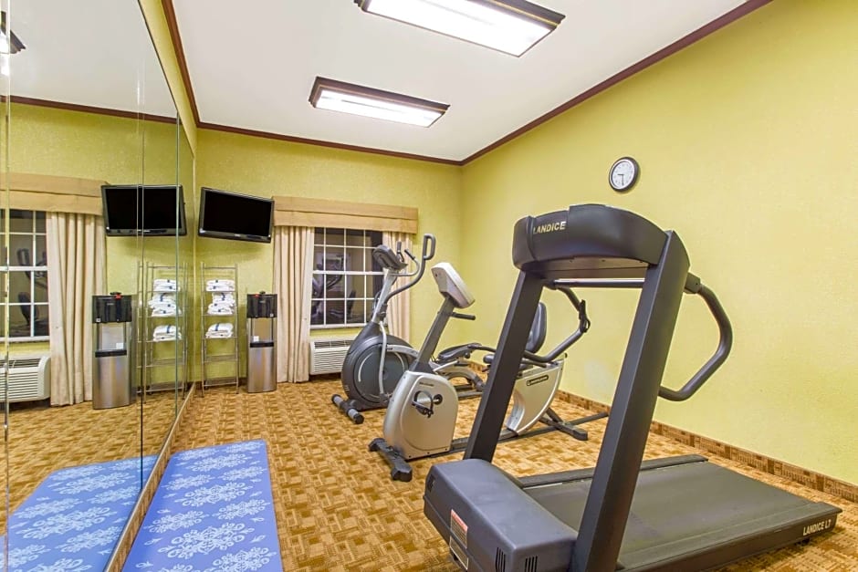 Hawthorn Suites by Wyndham Corpus Christi/Padre Isle