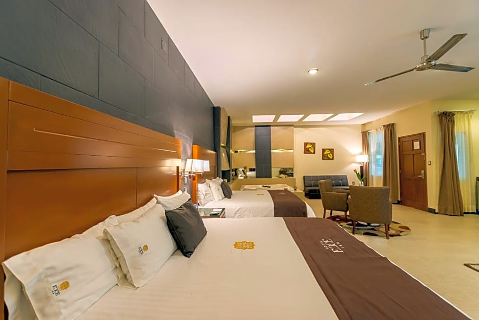 Hotel Ecce Inn