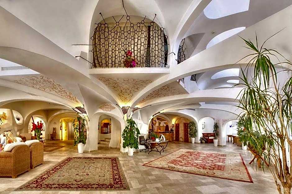 Grand Hotel Poltu Quatu Sardegna