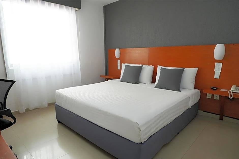 Days Inn by Wyndham Minatitlan