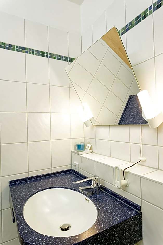 Hotel Mit-Mensch
