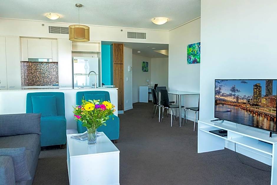 Evolution Apartments