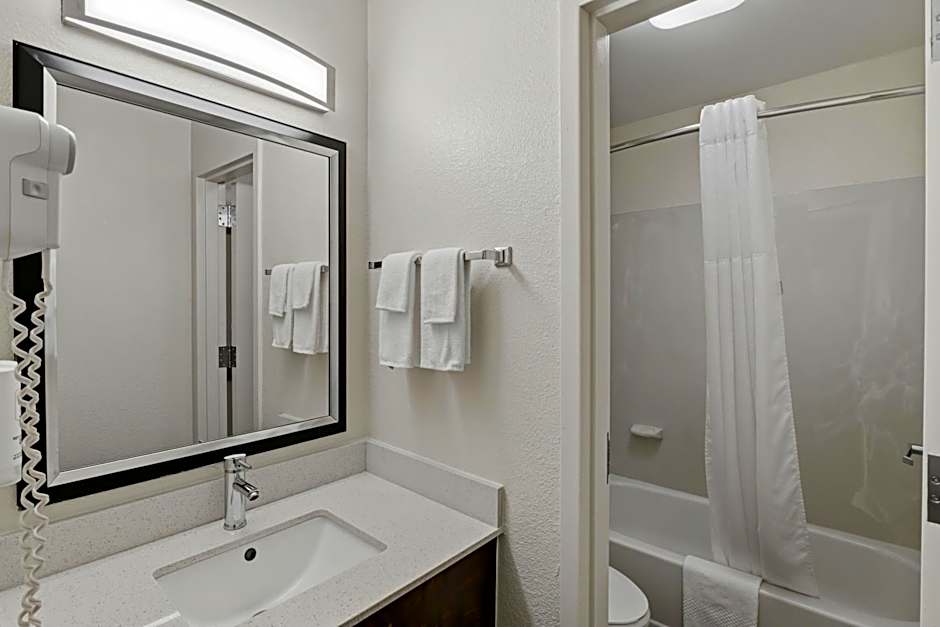 Quality Inn Duluth - Atlanta Northeast