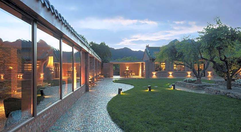 Brickyard Retreat at Mutianyu Great Wall