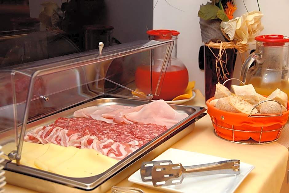 Groane Hotel Residence