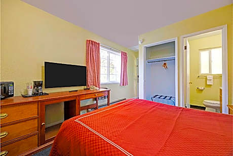 King Bed Non-Smoking