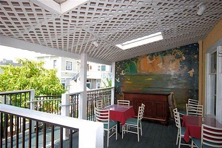 Rose Garden Inn – Berkeley, CA