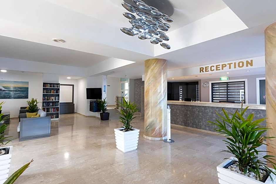 Vrissaki Hotel Apartments