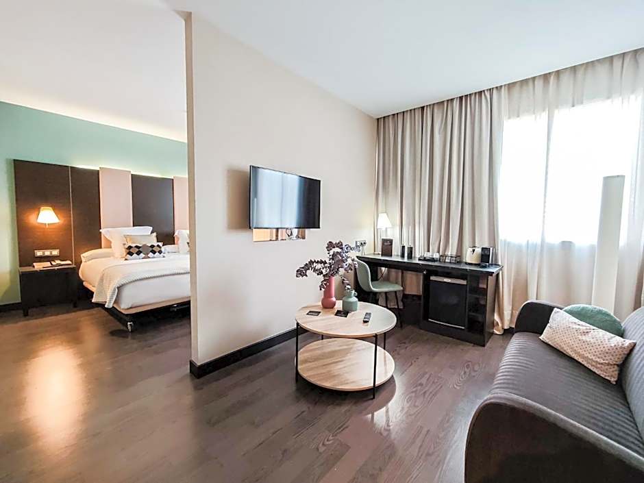 Photo 1 of 8 of Junior Suite