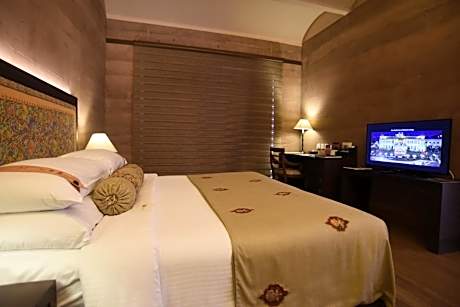 Deluxe Terrace Suite, Complimentary Hi-Tea, Welcome Drink on arrival & Star Gazing