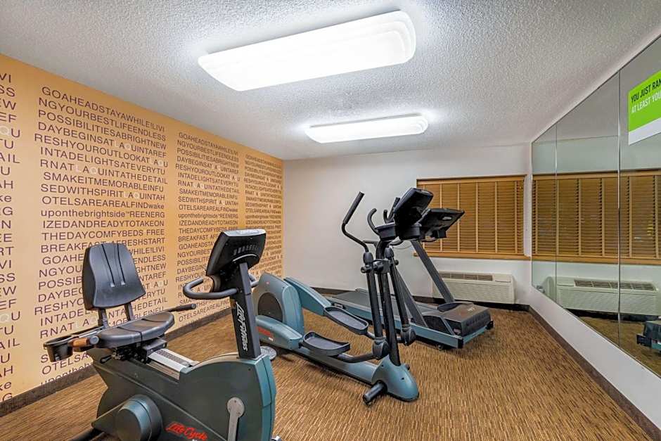 Baymont by Wyndham Meridian