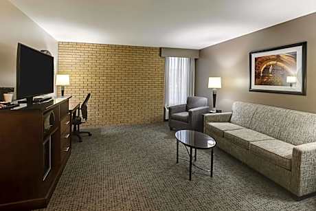 Queen Suite with Two Queen Beds and Sofa Bed