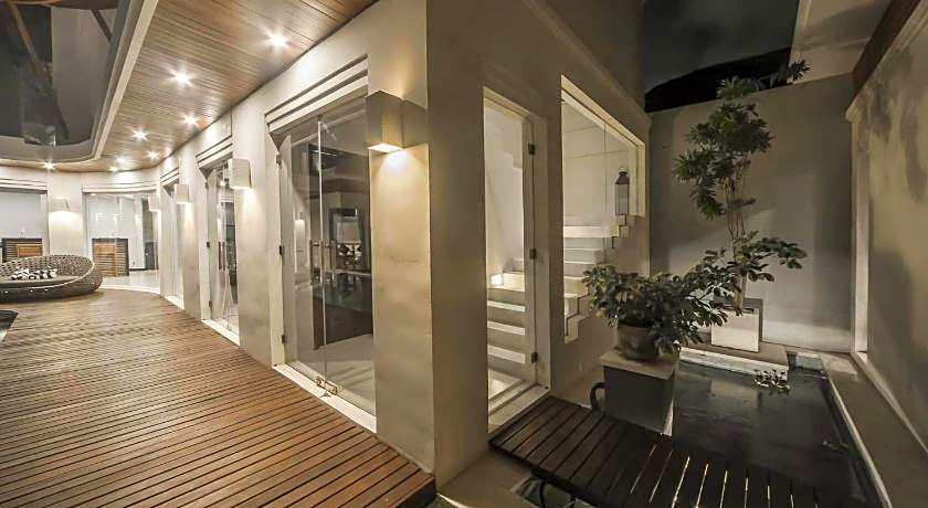 Villa DeDayuh Seminyak