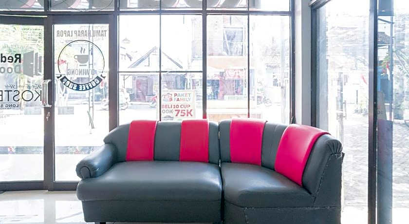 RedDoorz Syariah @ Winong Nganjuk