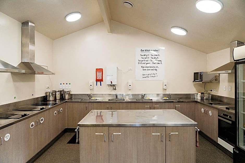 Lakefront Lodge Backpackers – Lake Tekapo, TX
